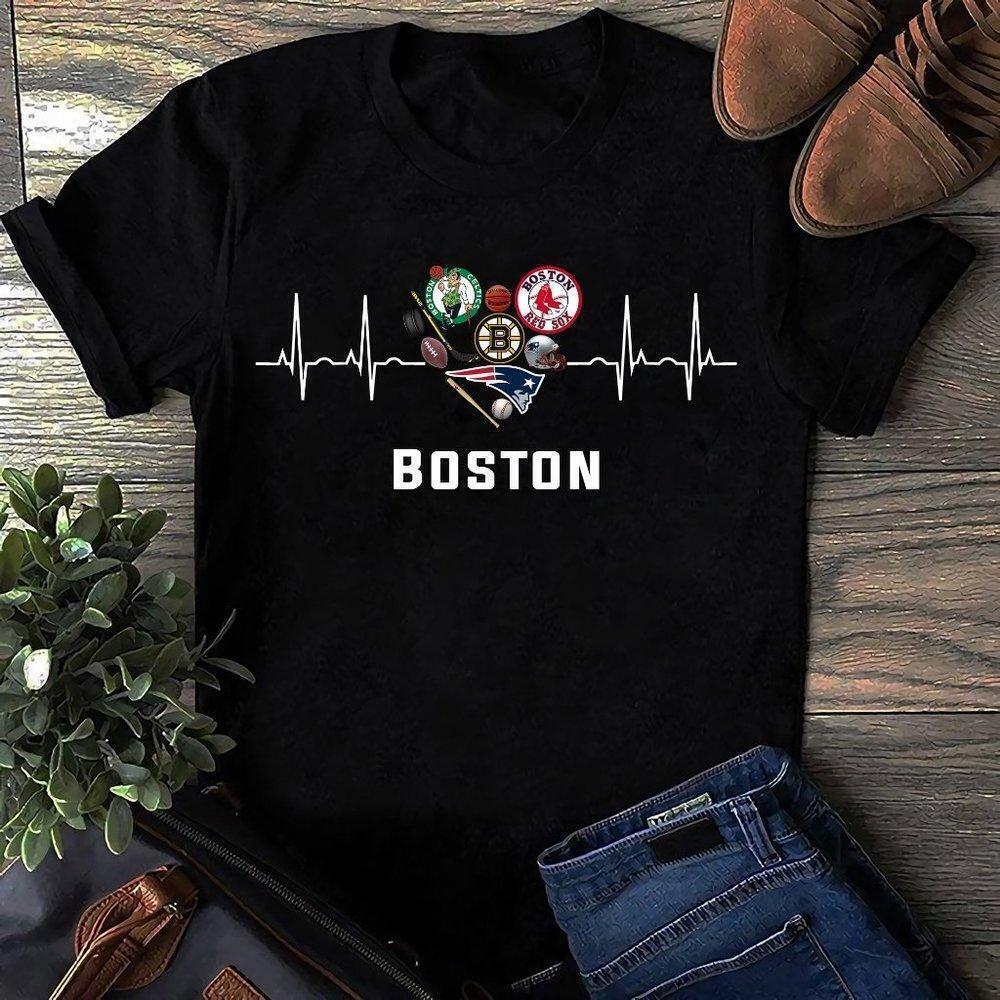 Boston Teams Heart Beats Sports Fan Massachusetts Pride Graphic Unisex T-Shirt